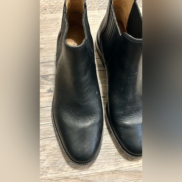 Madewell The Cleary Chelsea Boot In Leather - Women - Picture 6 of 6
